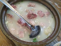 馄饨老鸭煲-老品芳