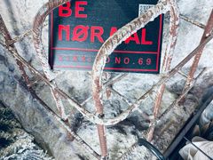 -BE NORMAL CAFE(霞溪路店)