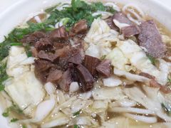 -花溪王记牛肉粉(四季花溪商场店)