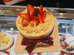 -花花卷卷·鲜食蛋糕(静安久光百货店)