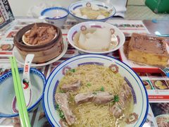 上湯白蘿蔔-七爷清汤腩·港式餐厅(金狮广场店)