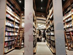 -覔书店(壹方城店)