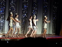-金东尼人妖秀