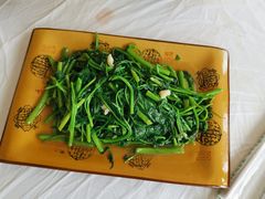 炒空心菜-老成都郑师傅川菜饭店