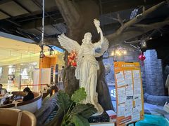 -暴风岛沉浸式体验馆(百联世纪店)