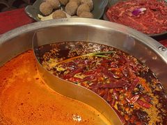 -谭鸭血老火锅(远大购物广场店)