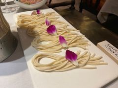 -泓炙颐凤鲜海鲜火锅料理(桐乡店)