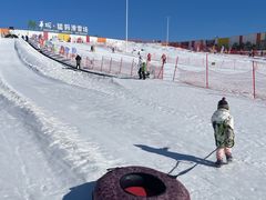 -华彬猛犸滑雪场