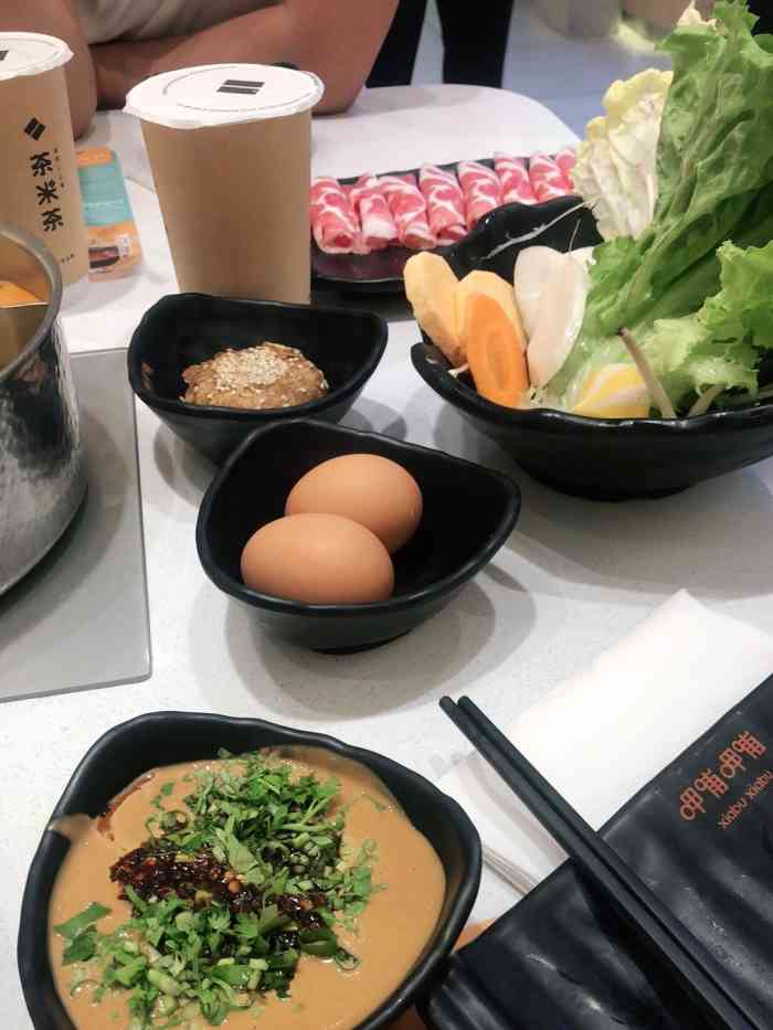 呷哺呷哺(衡水怡然城店)-"出差吃什么呢,好久没有吃呷哺呷哺了,点了.