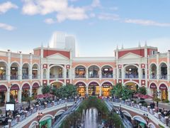 -佛罗伦萨小镇广佛名品奥特莱斯(疏港路店)