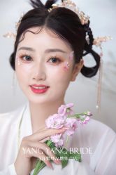 -洋洋婚纱品牌集合店