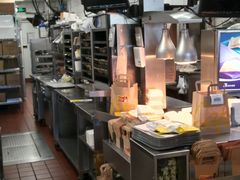 -麦当劳(展览路店)