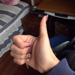 -手牵手美甲