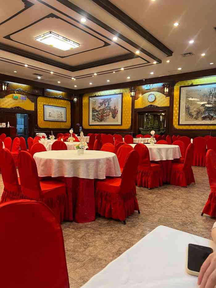 九花山烤鸭店-"去年和几个朋友还有家长一起去的,特意选了.