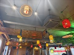 -头上红煨盐鸡·非遗院子餐厅