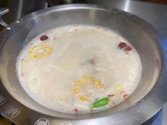 营养奶汤锅底-七秒鱼·斑鱼火锅(太阳城店)