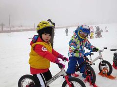 -大别山南武当滑雪场