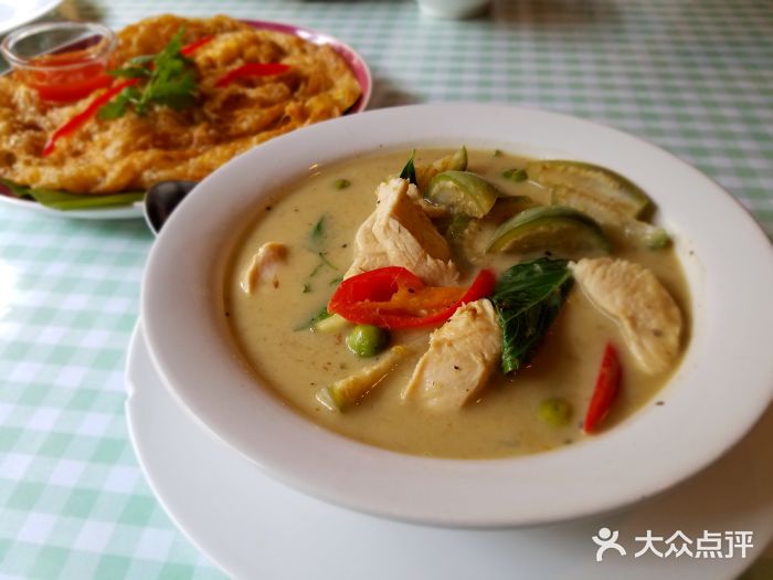 Poj Spa Kar绿咖喱鸡图片