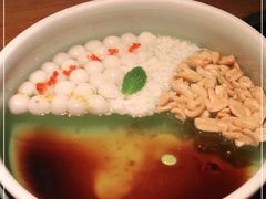 -吃饭皇帝大土家民族菜(正大广场店)