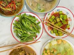 -上海市静安区第一中心小学