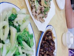 -华兴餐厅·招牌生鱼片(桃园路店)