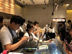 -喜茶(上海兴业太古汇店)