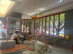 -喧闹·东方大气茶(鹅岭二厂店)