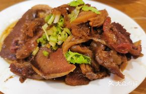 Secret-Recipe Beef Brisket Platter