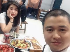 -辣盆盆麻辣小龙虾(哈尔滨总店)