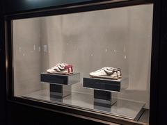 -MIU MIU(上海商城店)