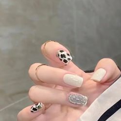 -斯馨·健康美甲美睫