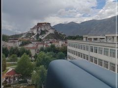 -平措康桑·和牛自助观景餐厅(布达拉宫店)
