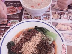 -蓉李记成都名小吃(武汉菱角湖万达店)