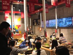 大堂-么肆烤肉·中式自助·烤肉大排档(街道口季佳PAI店)