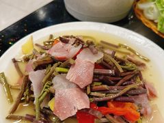 火腿炒蕨菜-草墩罗非鱼庄•野生菌•腊排骨(七星街上段店)