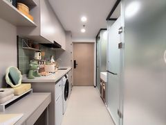 -东方体育中心(地铁站)