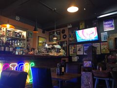-SISTERS BAR RESTAURANT川意酒馆(嘉善老市H楼店)