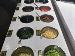 -乡土黄·鲜牛肉火锅·小龙虾(兴业街店)