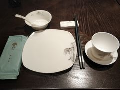 餐具摆设-羲和雅苑•北京烤鸭(陆家嘴中心店)