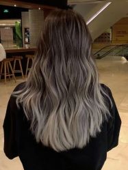 -HAIR HERE造型