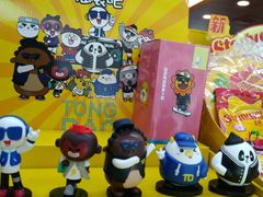 -全家便利店(洛川东路店)