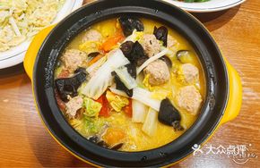 Pork Meatballs with Cabbage and Vermicelli