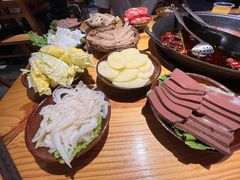 -乐闹闹重庆火鍋(民治店)