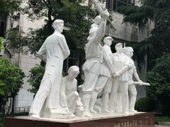 -沪东工人文化宫