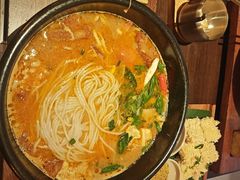 -银米·云南传统过桥米线(双廊黑金冠店)