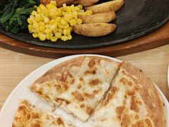 双重芝士披萨-萨莉亚意式餐厅(恒宝广场店)