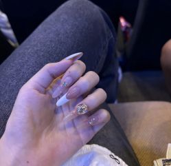 -雅洁美甲美睫