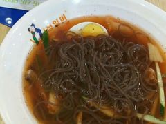 -资和信百货商场