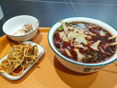 -兰河巷牛肉面(曲江店)
