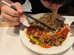 -清真·卡德尔大叔新疆主题餐厅(龙汇路店)